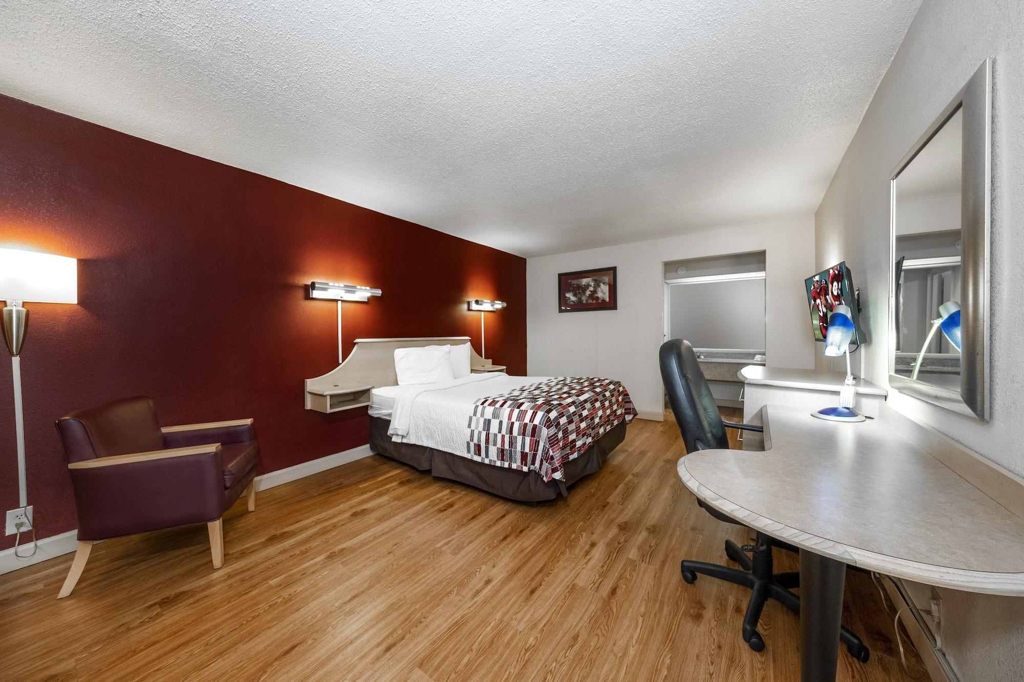 Red Roof Inn & Suites Wytheville Dış mekan fotoğraf