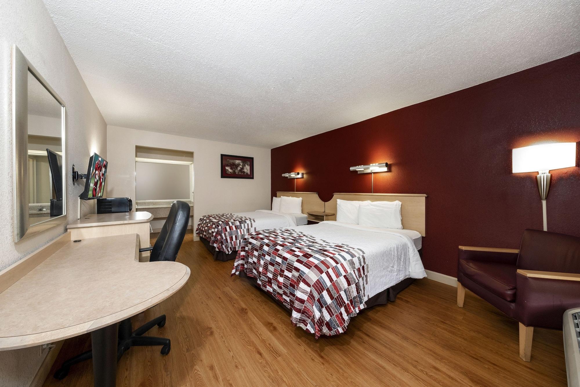 Red Roof Inn & Suites Wytheville Dış mekan fotoğraf